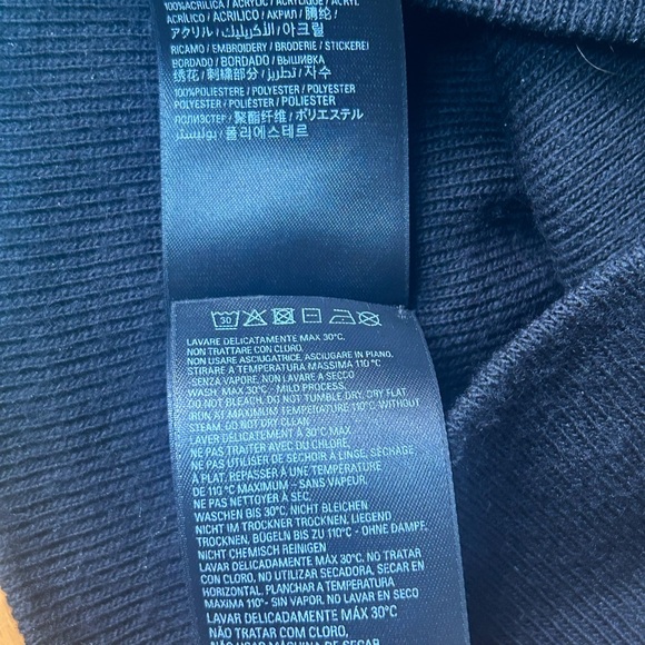 Balenciaga Unity ring logo embroidered skull cap beanie - Picture 11 of 11